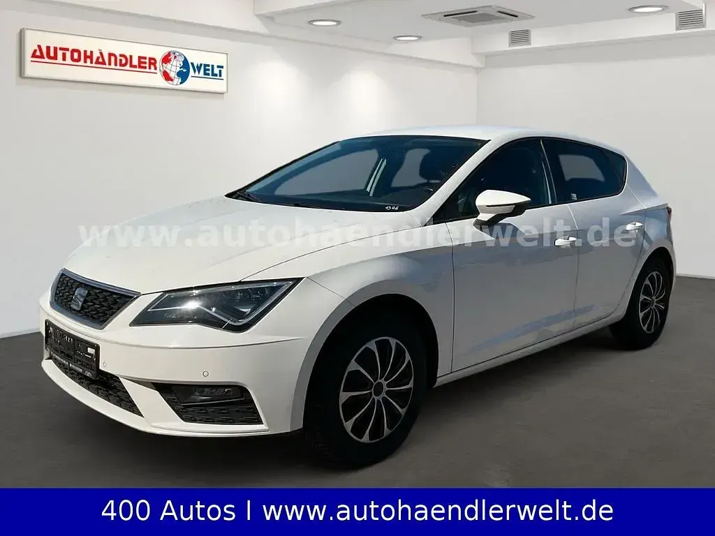Usado Seat Leon Style 110 HP (80 kW) 2017 Branco Sedan