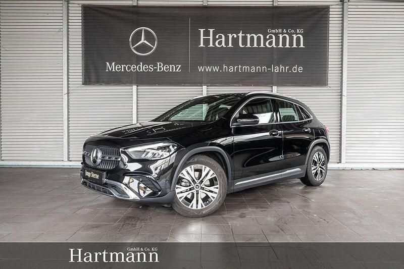 Kosmosschwarz Gebraucht 2024 Mercedes GLA180 Progressive SUV | 35.850 € (Fairer Preis) - Bild 1/4