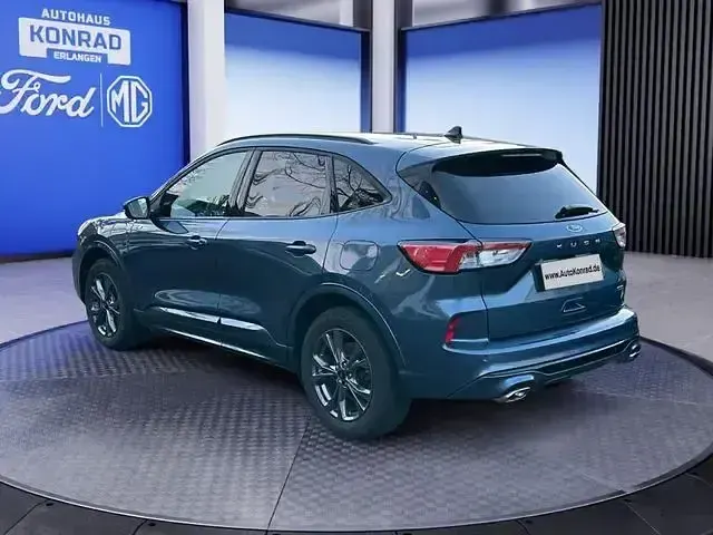 Gebraucht Ford Kuga ST-Line 225 PS (165 kW) 2022 Blau SUV