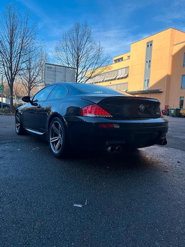 Schwarz Gebraucht 2009 BMW M6 Coupé | 30.999 € - Bild 1/4