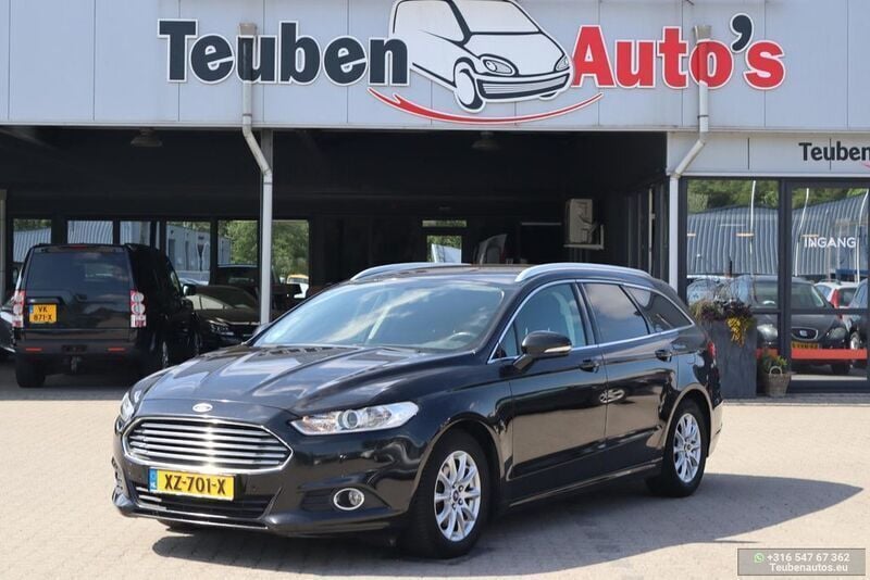 Schwarz Gebraucht 2015 Ford Mondeo Titanium Kombi | 7.985 € (Guter Preis) - Bild 1/4