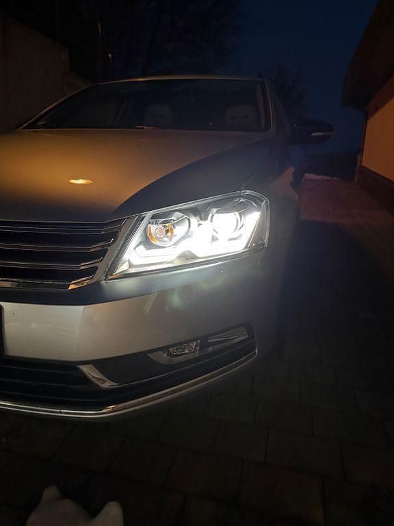 Gebraucht VW Passat 105 PS (77 kW) 2012 Silber Kombi