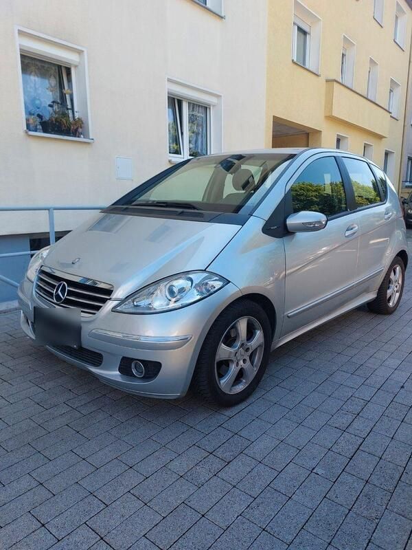 Silber Gebraucht 2005 Mercedes A170 Avantgarde Kleinwagen | 4.450 € (Fairer Preis) - Bild 1/4