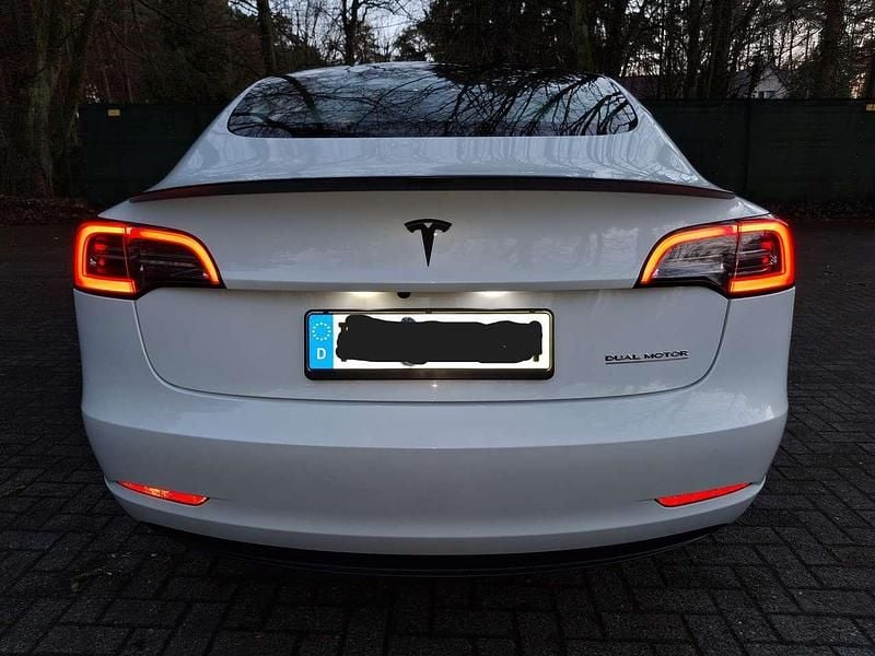 Gebraucht Tesla Model 3 Performance 392 kW (534 PS) 2023 Weiß Limousine