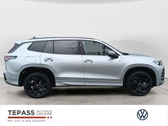 Neu VW Tayron R-line 177 PS (130 kW) 2026 Silber SUV