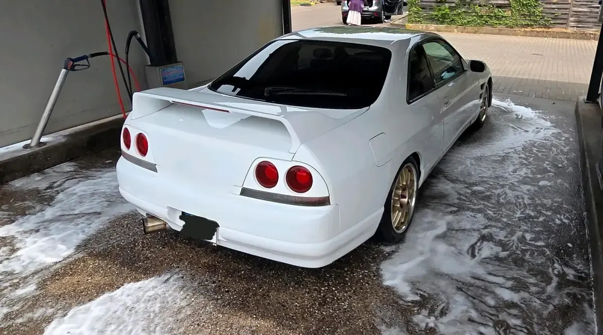 Gebraucht Nissan Skyline 250 PS (183 kW) 1997 Weiß Limousine