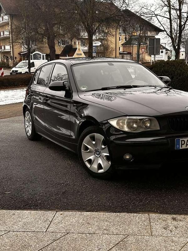Gebraucht BMW 118 129 PS (94 kW) 2005 Kleinwagen