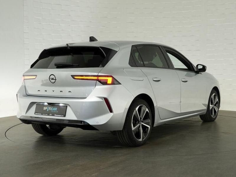 Gebraucht Opel Astra 131 PS (96 kW) 2024 Kristall silber Limousine