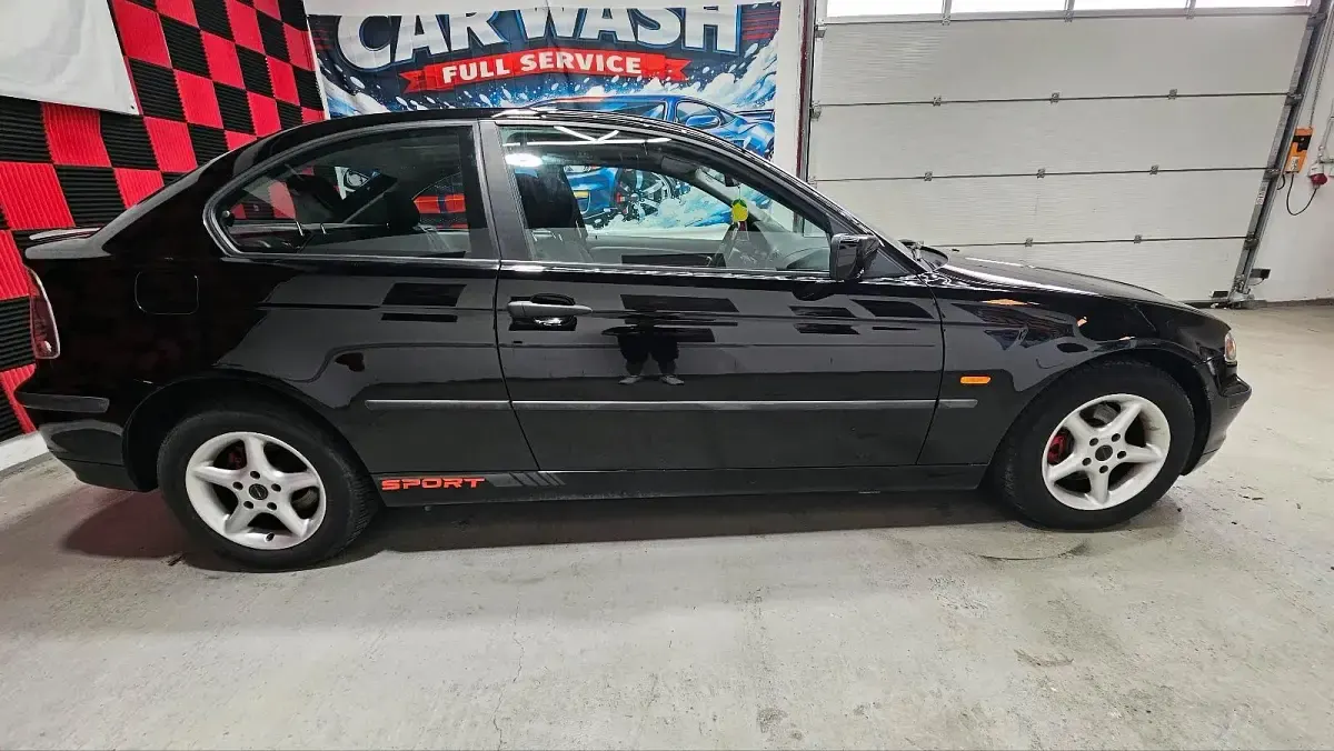 Gebraucht BMW 316 116 PS (85 kW) 2002 Schwarz Limousine