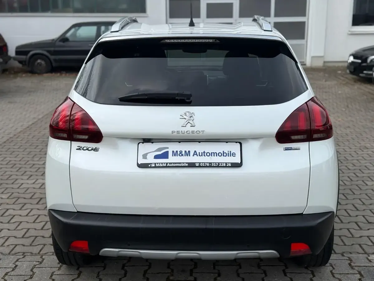 Gebraucht Peugeot 2008 110 PS (80 kW) 2017 Weiß SUV