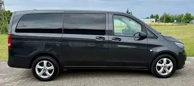 Gebraucht Mercedes Vito Edition 239 PS (175 kW) 2020 Grau Van