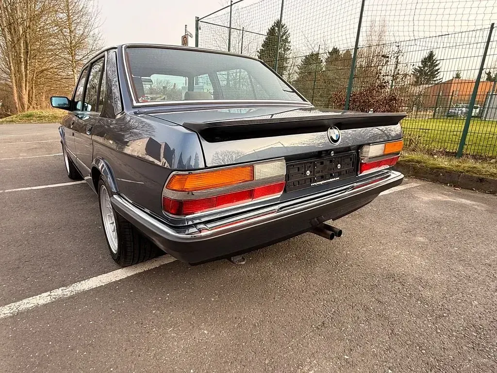 Gebraucht BMW 535 Performance 192 PS (141 kW) 1986 Blau Limousine