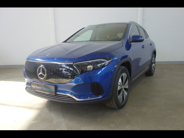 Schwarz Gebraucht 2024 Mercedes EQA250 SUV | 36.950 € (Guter Preis) - Bild 1/4