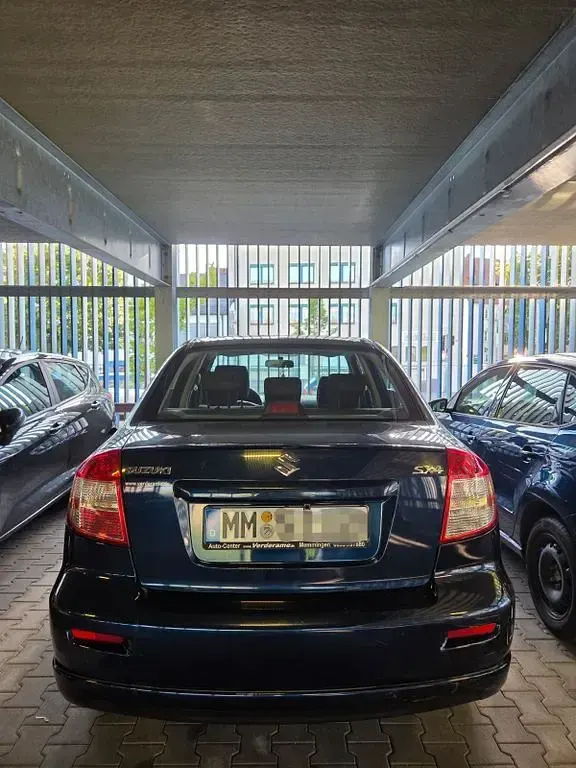 Gebraucht Suzuki SX4 107 PS (78 kW) 2008 Blau Limousine