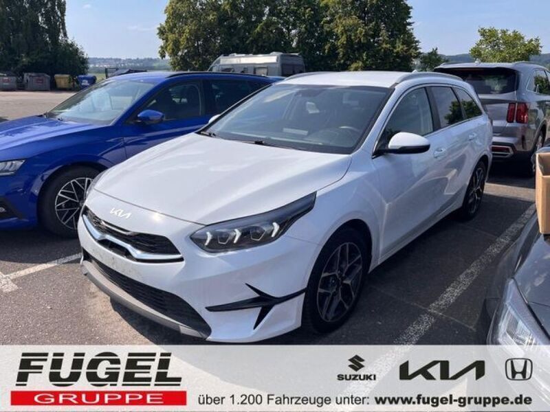 (wd) casa white s Gebraucht 2021 Kia Ceed Kombi | 21.499 € (Fairer Preis) - Bild 1/4