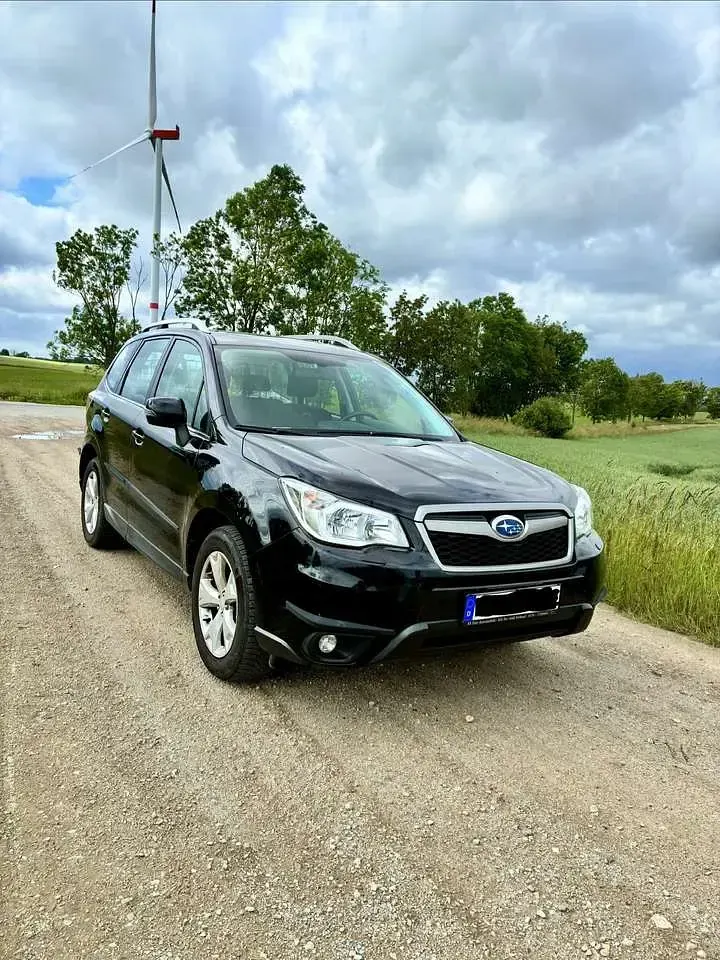 Gebraucht Subaru Forester Active 149 PS (109 kW) 2015 Schwarz SUV