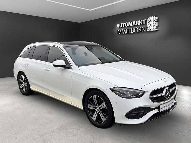 Gebraucht Mercedes C180 193 PS (141 kW) 2023 Polarweiss Kombi