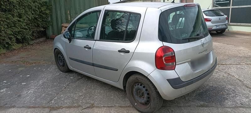 Usata Renault Modus 80 CV (58 kW) 2010 Grigio Monovolume