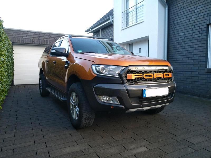 Gebraucht Ford Ranger Wildtrack 200 PS (147 kW) 2016 Orange Pickup