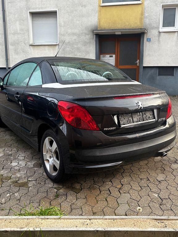 Schwarz Gebraucht 2007 Peugeot 207 CC Platinum Cabrio | 2.800 € (Fairer Preis) - Bild 1/4