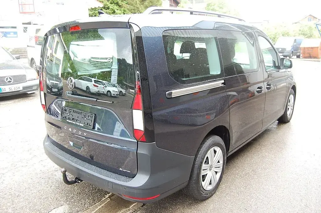Gebraucht VW Caddy 122 PS (89 kW) 2023 Blau Van / Kleinbus