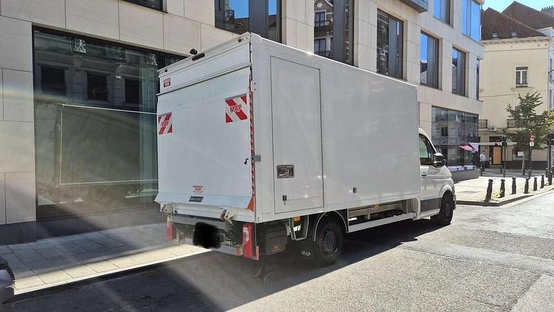 Gebraucht VW Crafter 177 PS (130 kW) 2024 Weiß Van