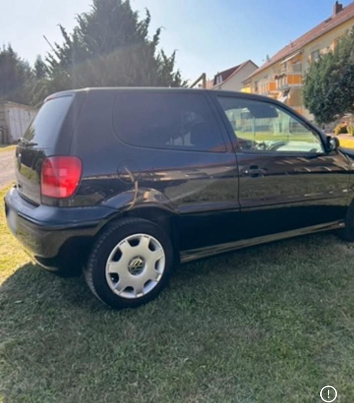 Gebraucht VW Polo 75 PS (55 kW) 2001 Schwarz Kleinwagen
