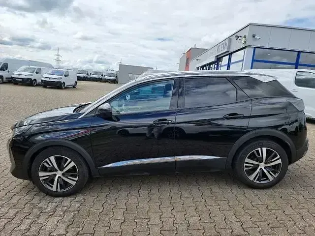 Gebraucht Peugeot 3008 Allure 131 PS (96 kW) 2021 Schwarz SUV