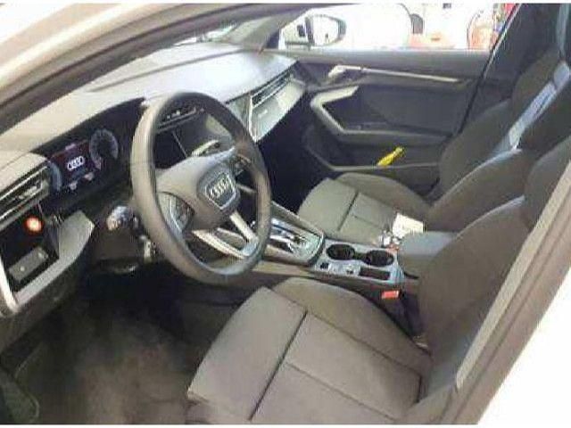 Gebraucht Audi A3 Ambiente 150 PS (110 kW) 2025 Gletscherweiß metallic Limousine