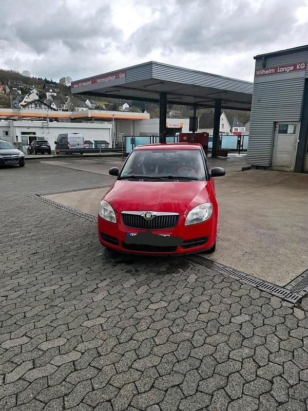 Second-hand Skoda Fabia 60 CP (44 kW) 2009 Roșu Hatchback