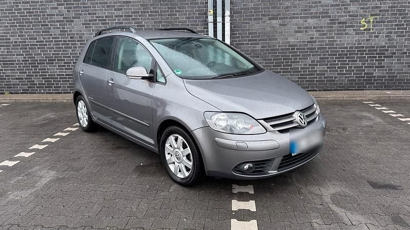 Grau Gebraucht 2008 VW Golf Plus Cross Van / Kleinbus | 3.850 € (Superpreis) - Bild 1/4