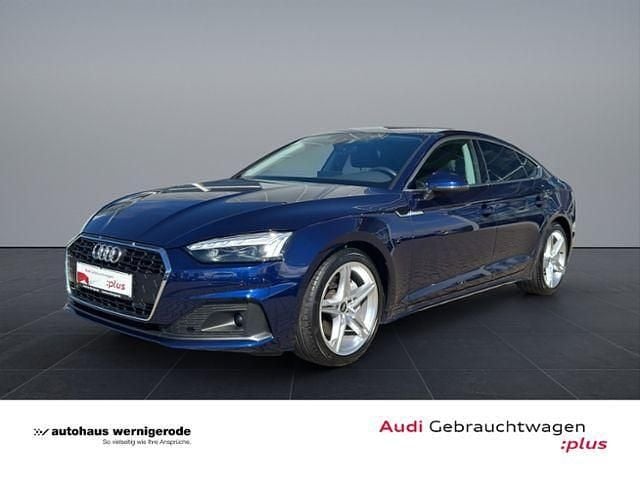 Navarrablau metallic Gebraucht 2022 Audi A5 Sportback Basis Kleinwagen | 31.839 € (Fairer Preis) - Bild 1/4