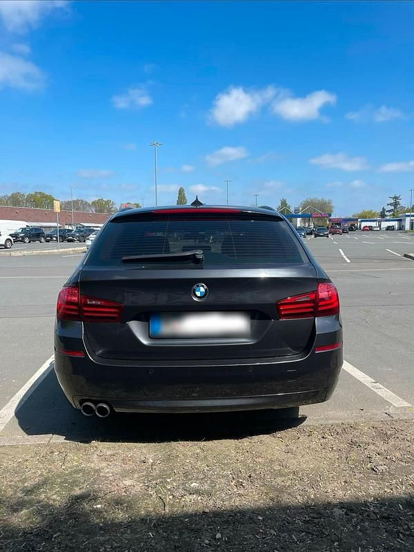 Gebraucht BMW 525 218 PS (160 kW) 2015 Schwarz Kombi
