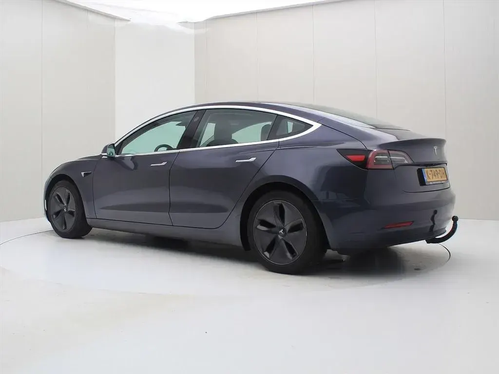 Gebraucht Tesla Model 3 Standard Range 225 kW (306 PS) 2020 Grau Limousine