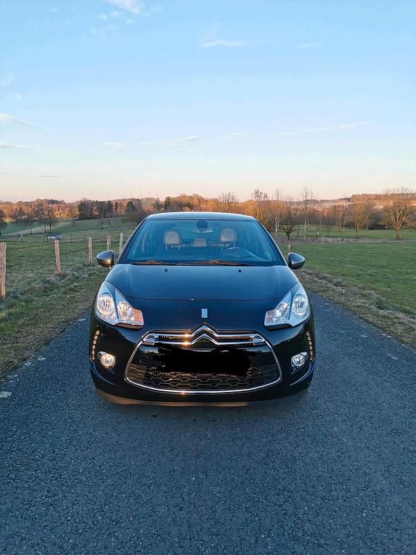 Gebraucht Citroën DS3 Sport Chic 156 PS (114 kW) 2014 Schwarz Kleinwagen