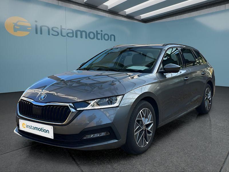 Grau Gebraucht 2022 Skoda Octavia Kombi | 28.749 € (Teuer) - Bild 1/4