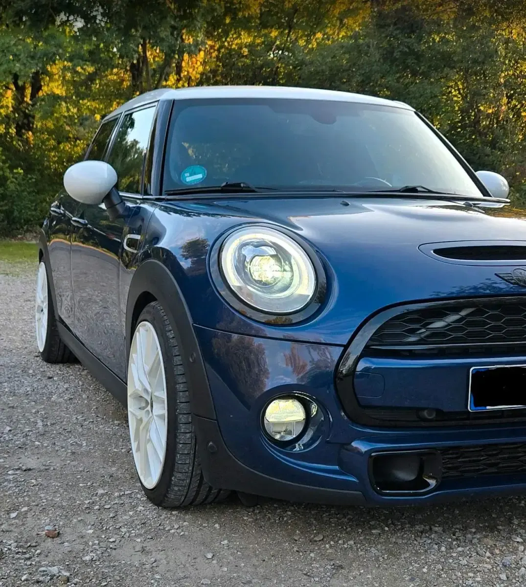 Usata Mini Cooper S 193 CV (141 kW) 2016 Blu Utilitaria