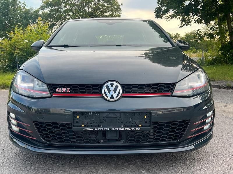 Gebraucht VW Golf VII GTI 220 PS (161 kW) 2017 Grau Limousine