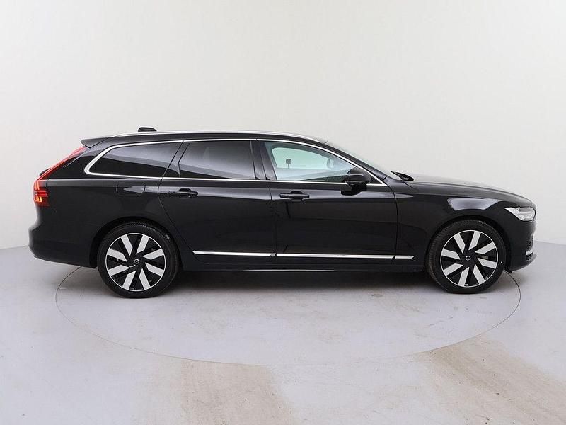 Gebraucht Volvo V90 Plus 398 PS (292 kW) 2025 Schwarz Kombi