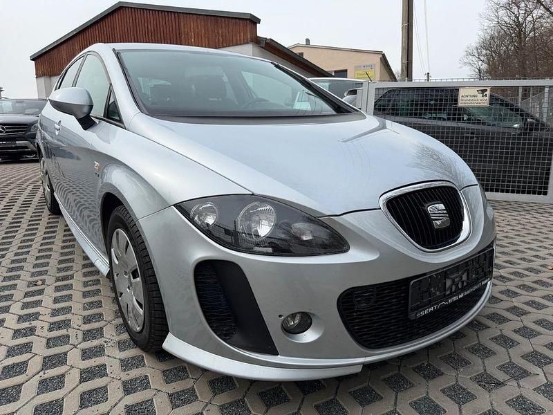 Second-hand Seat Leon Reference 125 CP (91 kW) 2010 Argintiu Berlinǎ