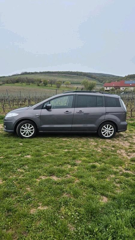 Używany Mazda 5 146 KM (107 kW) 2010 Szary Minivan