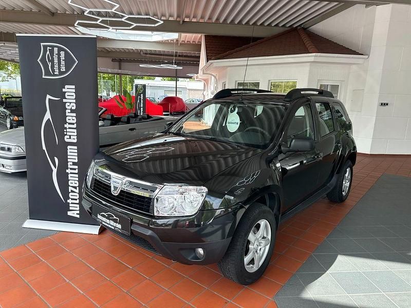 Schwarz Gebraucht 2010 Dacia Duster Lauréate SUV | 6.999 € (Teuer) - Bild 1/4
