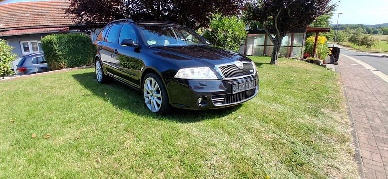 Schwarz Gebraucht 2007 Skoda Octavia RS Kombi | 7.700 € - Bild 1/4