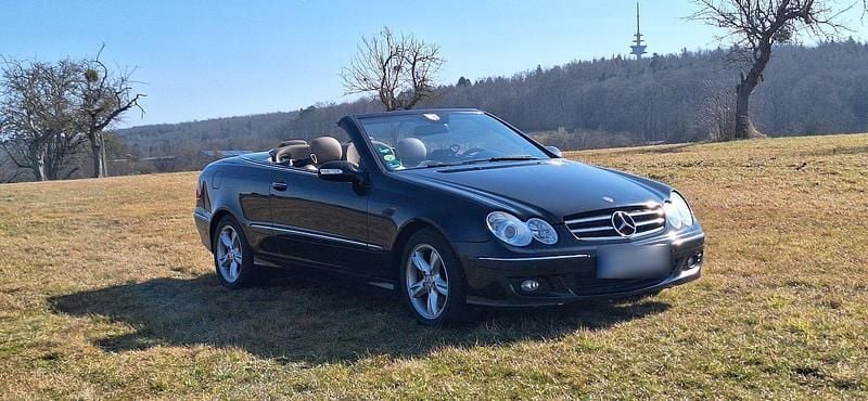 Gebraucht Mercedes CLK280 231 PS (169 kW) 2007 Schwarz Cabrio