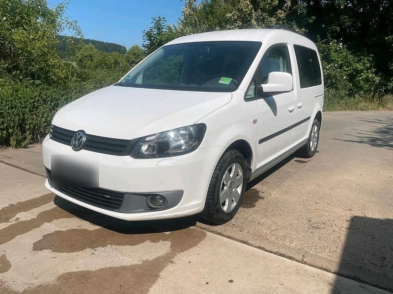 Weiß Gebraucht 2011 VW Caddy Van / Kleinbus | 3.750 € (Guter Preis) - Bild 1/4