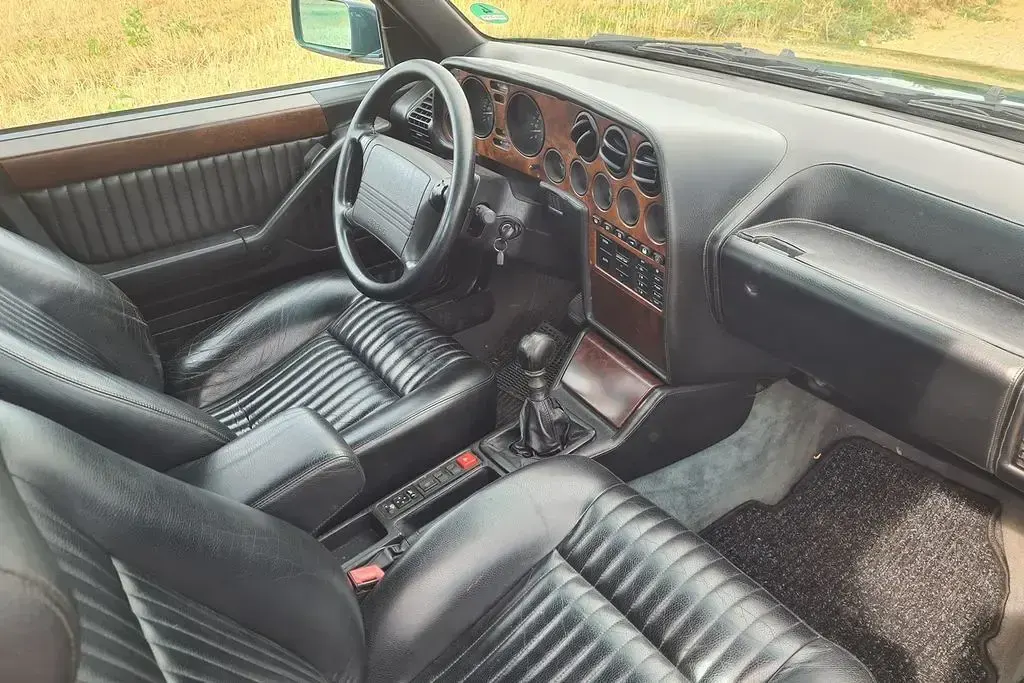 Usata Lancia Thema 171 CV (125 kW) 1993 Verde Berlina