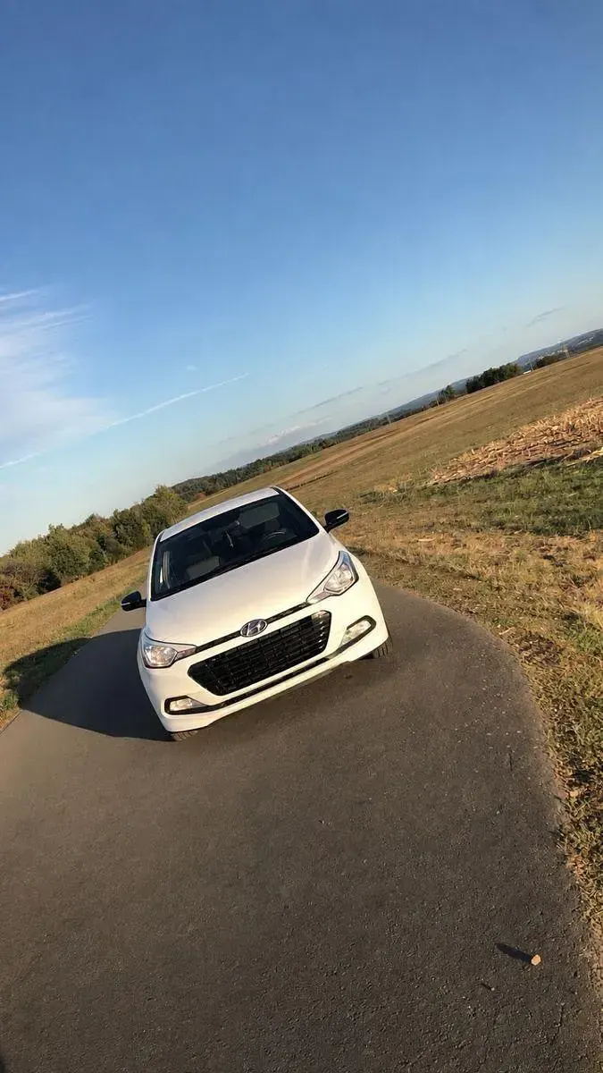 Gebraucht Hyundai i20 Active 84 PS (61 kW) 2018 Weiß Kleinwagen