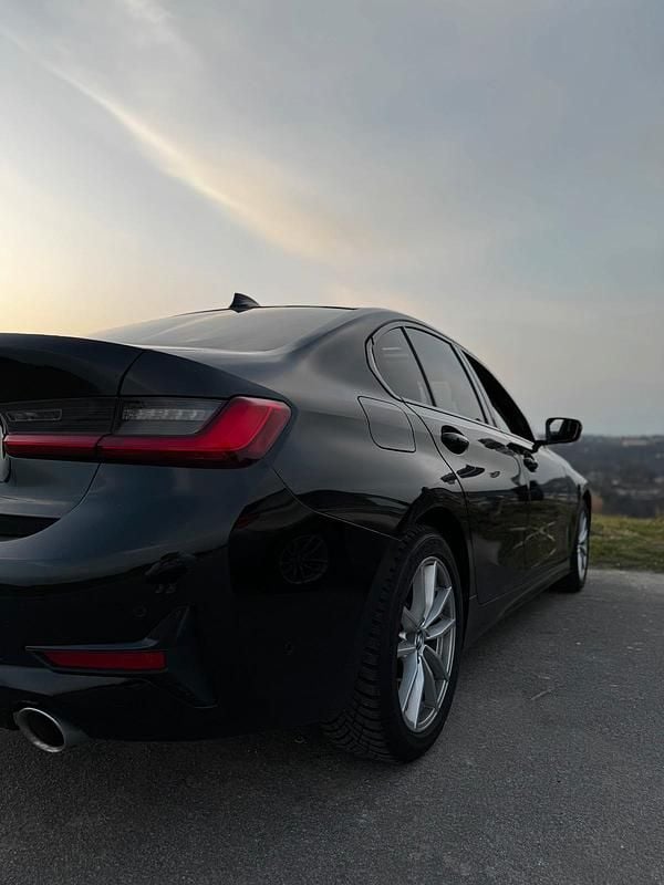 Gebraucht BMW 330 Shadowline 258 PS (189 kW) 2019 Schwarz Limousine