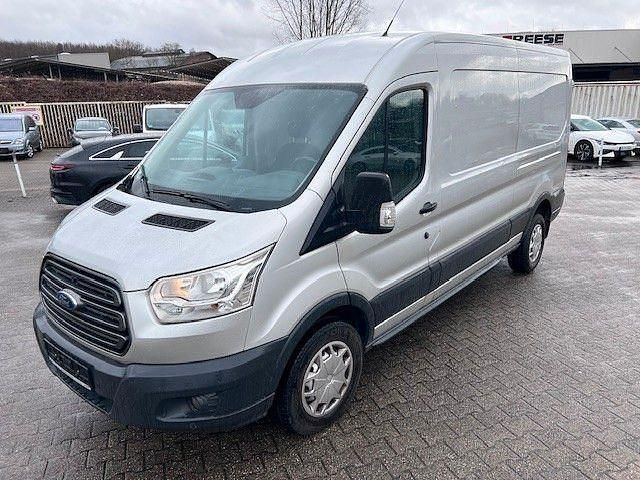 Gebraucht Ford Transit Trend 125 PS (91 kW) 2016 Silber Limousine