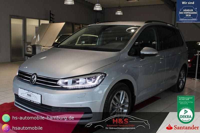 Oyster silver Neu 2025 VW Touran Comfortline Van / Kleinbus | 34.900 € (Fairer Preis) - Bild 1/4